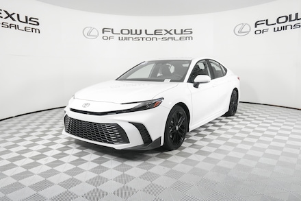 2025 Toyota Camry SE Sedan