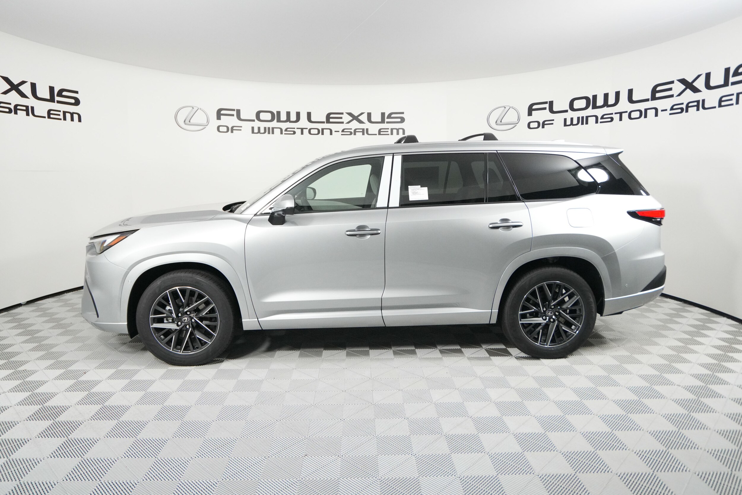 2025 Lexus TX 350 Premium photo 2