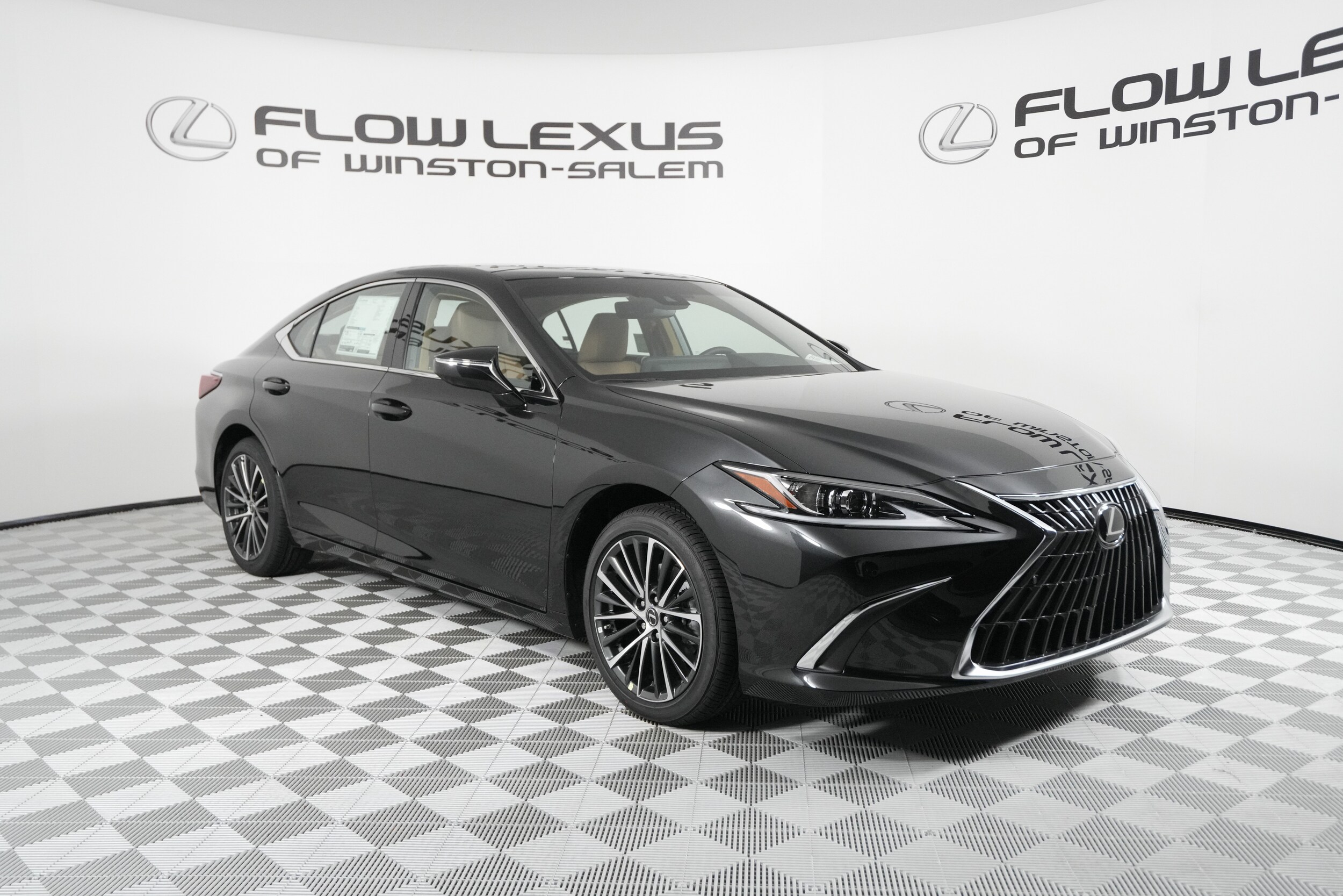 2025 Lexus ES 350 Premium photo 3