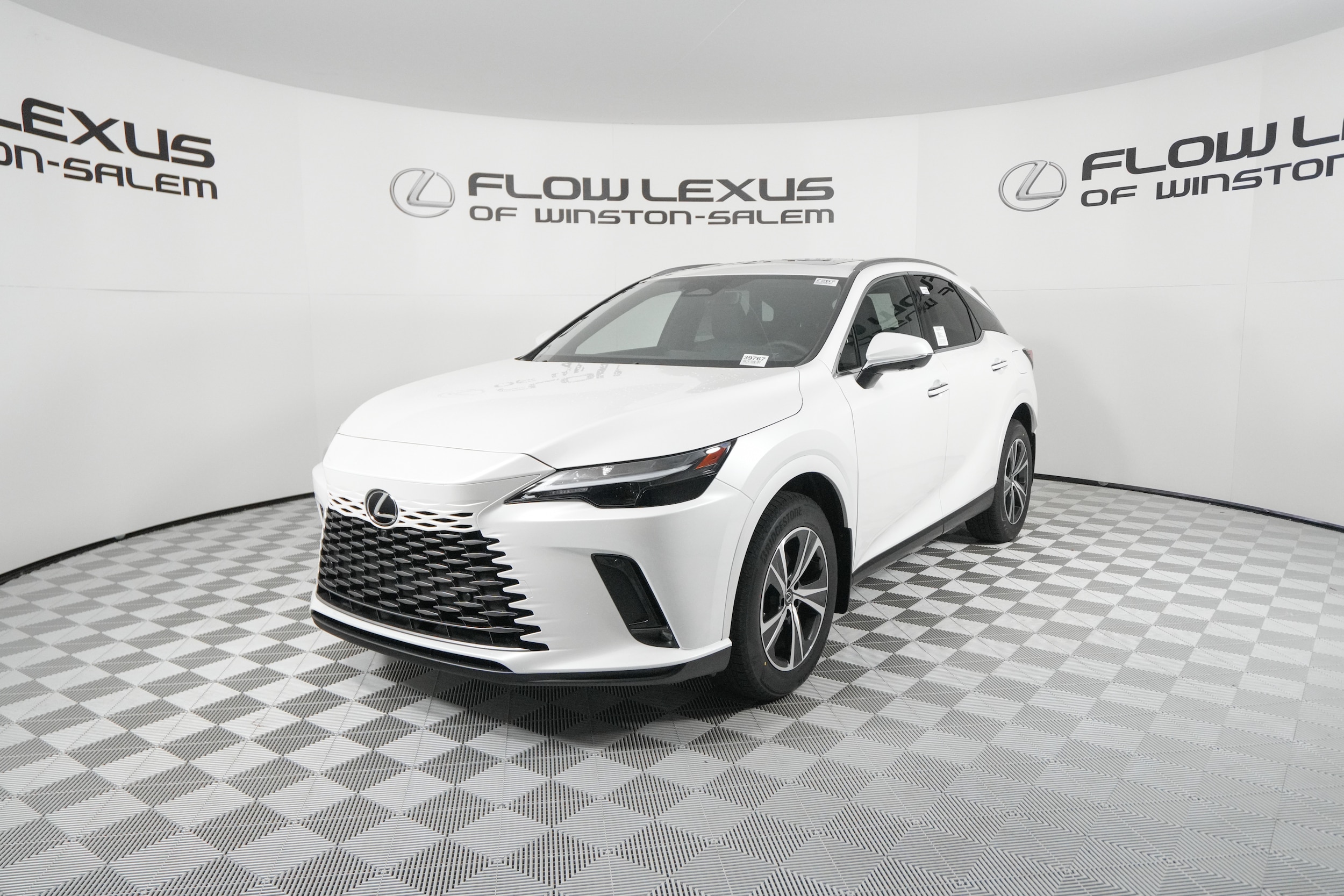 2026 Lexus RX 350's photo