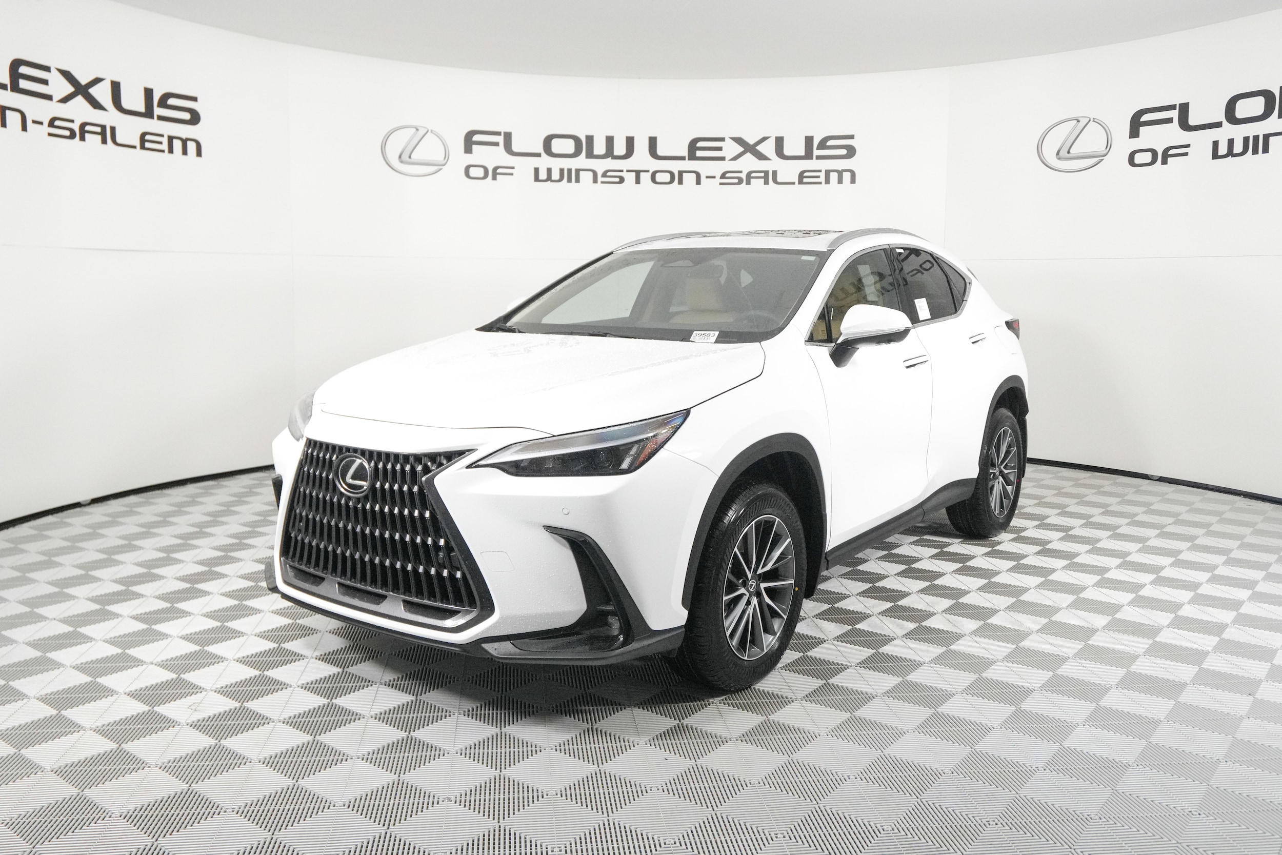 2026 Lexus NX 350's photo