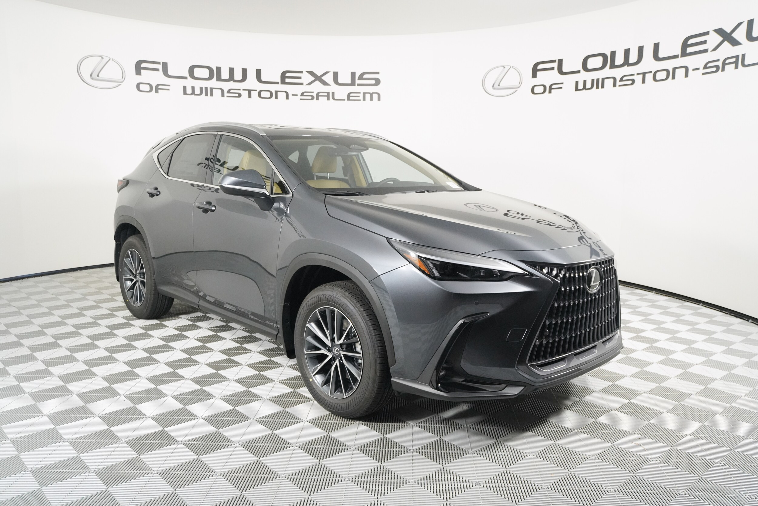 2026 Lexus NX 350 Premium photo 2