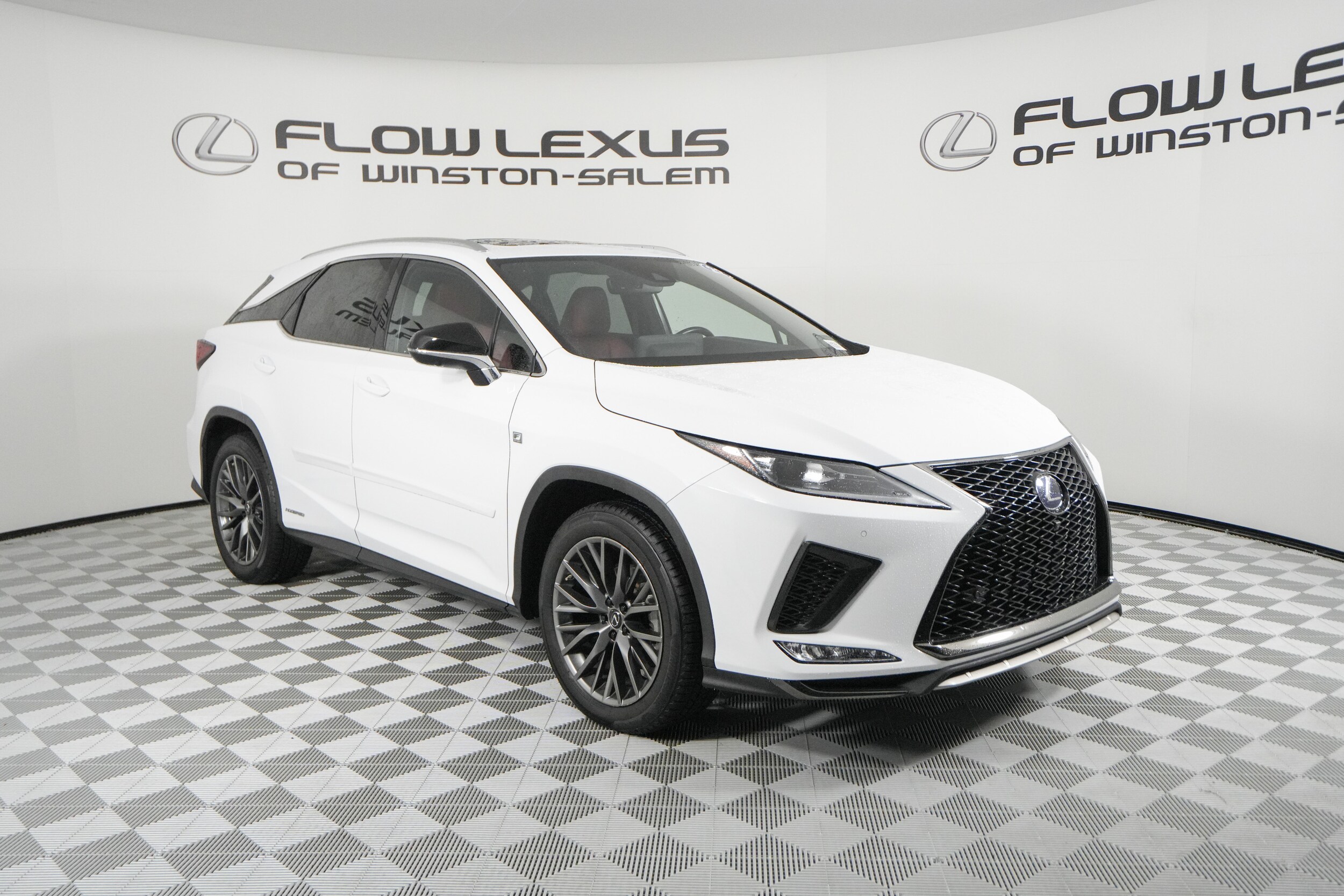 2022 Lexus RX 450h F SPORT Handling photo 2