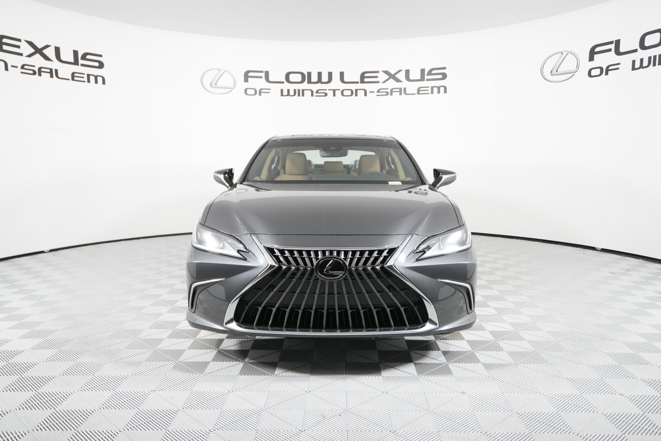 2025 Lexus ES 350 Premium photo 2