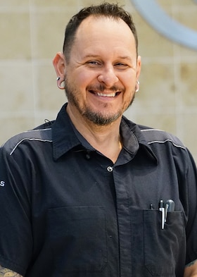 Staff member JASON WHITLEY from ID_eb568702717f