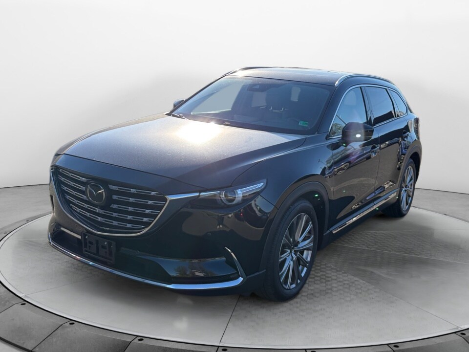 2022 Mazda CX-9 Signature photo 3