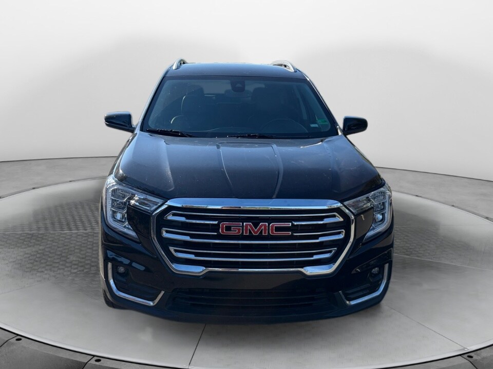 2023 Gmc Terrain SLT photo 2