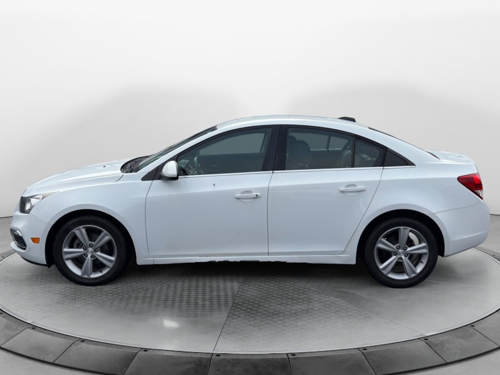 Used 2015 Chevrolet Cruze 2LT Auto Sedan