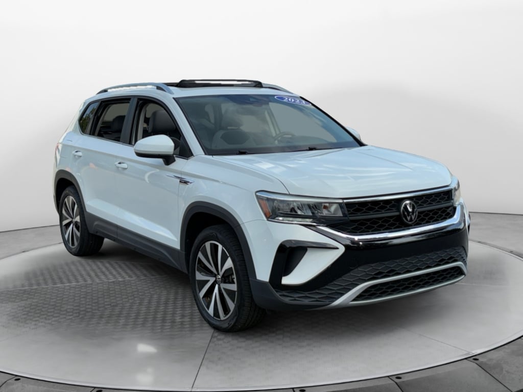 Used 2023 Volkswagen Taos SE SUV