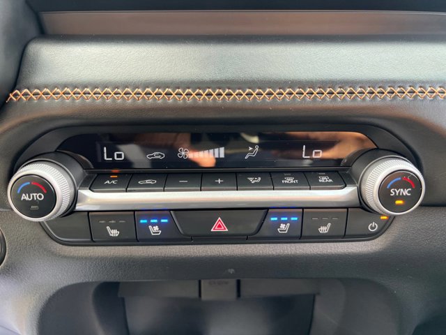 2026 Mazda CX-50 Premium - Photo 18