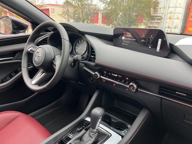 2026 Mazda Mazda3 Carbon Edition - Photo 28