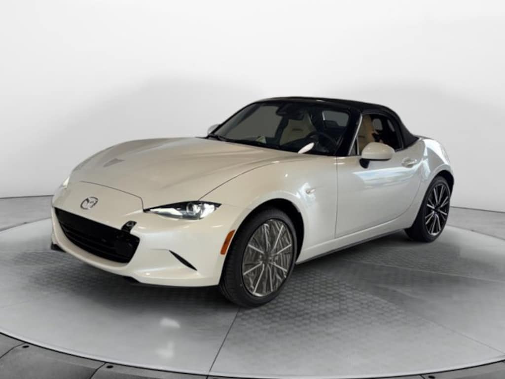 New 2026 Mazda MX-5 MIATA Grand Touring CONVERTIBLE