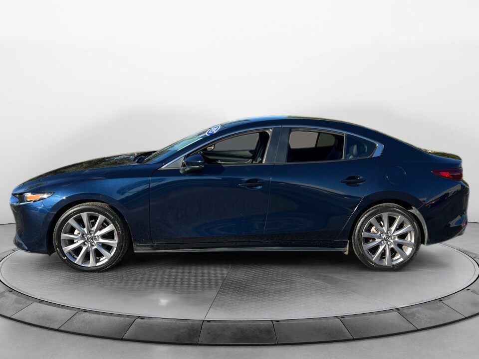 2023 Mazda Mazda3 2.5 Select Sedan photo 4