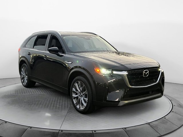 2026 Mazda CX-90 Preferred Package's photo