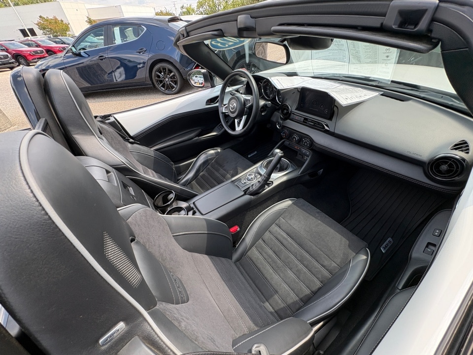 2023 Mazda MX-5 Miata Club - Photo 28