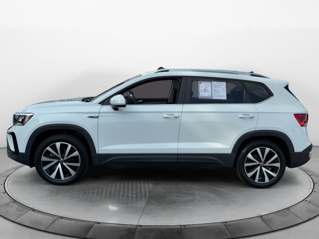 Used 2023 Volkswagen Taos SE SUV