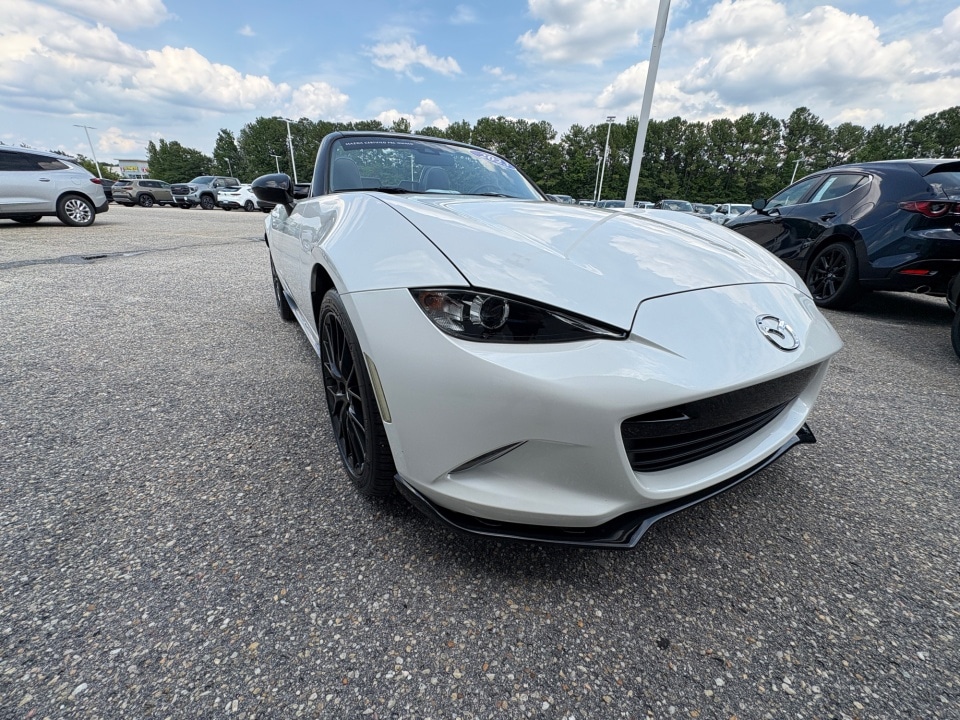 2023 Mazda MX-5 Miata Club - Photo 24