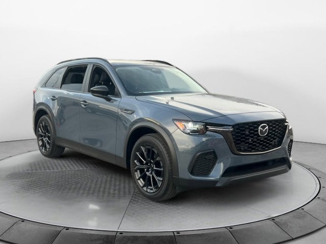 2026 Mazda CX-70 Preferred Package's photo