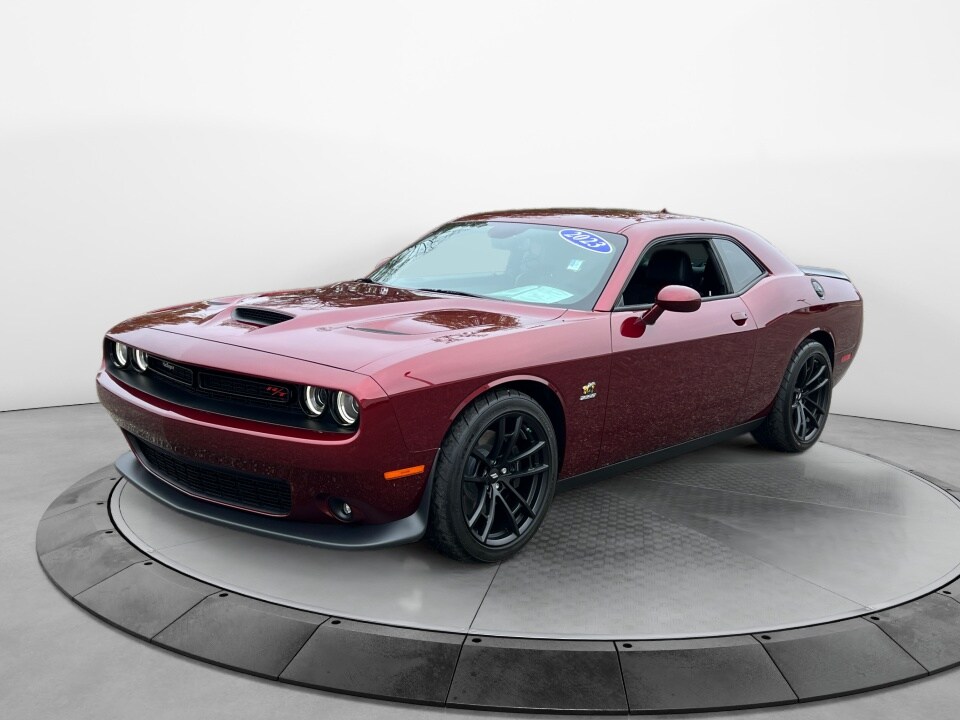 2023 Dodge Challenger R/T Scat Pack photo 3