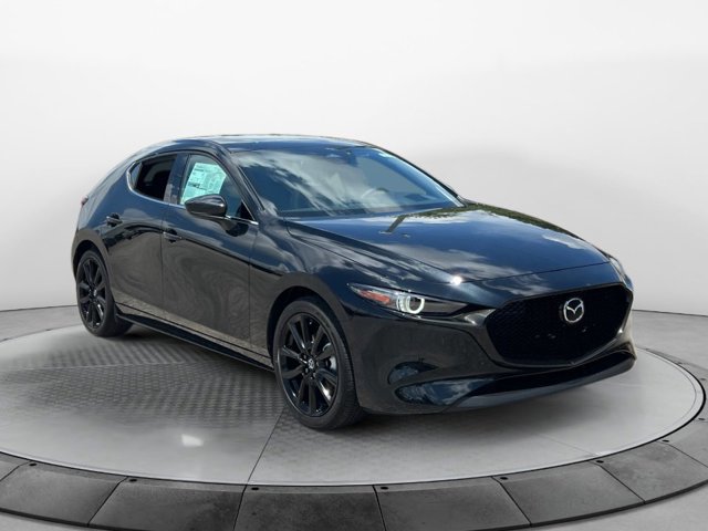 2026 Mazda CX-3 Premium MT 5-Door SKYACTIV's photo