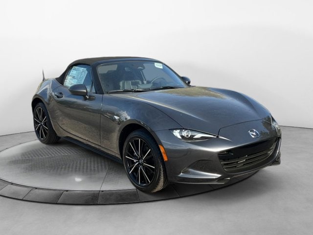 2026 Mazda MX-5 Miata Grand Touring's photo