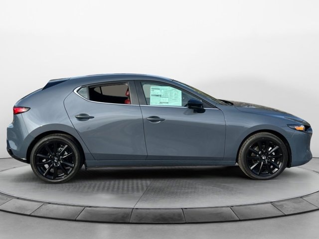2026 Mazda Mazda3 Carbon Edition - Photo 8