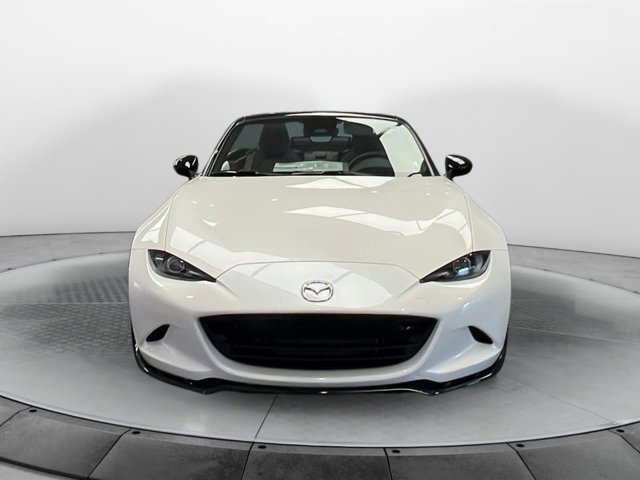 2025 Mazda MX-5 Miata Miata photo 2