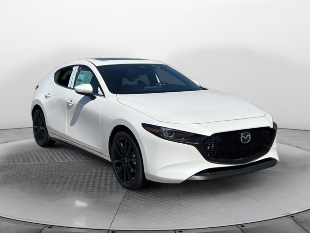 2026 Mazda CX-3 Premium MT 5-Door SKYACTIV's photo