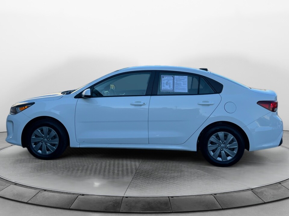 2020 Kia Rio LX photo 4