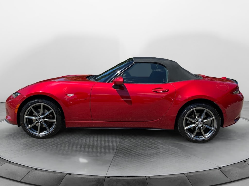 Used 2016 Mazda MX-5 Miata Grand Touring Convertible