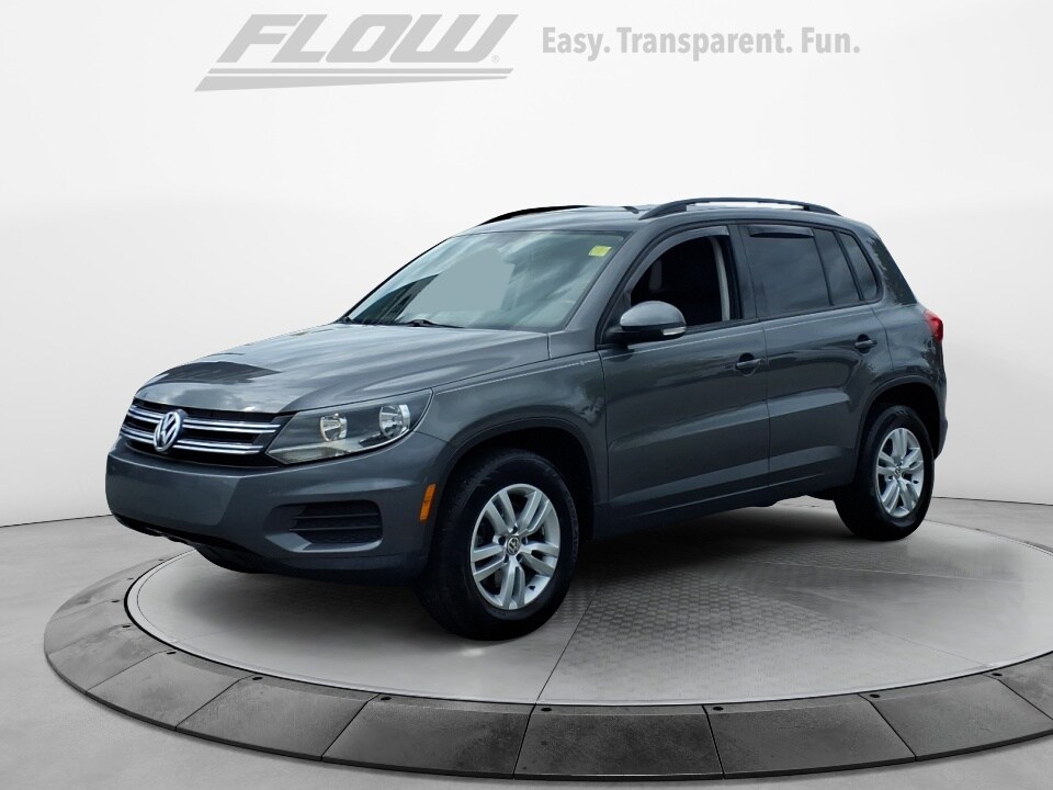 2016 Volkswagen Tiguan S photo 3