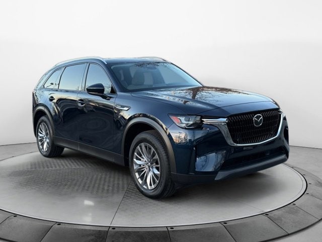2025 Mazda CX-90 Preferred Package's photo
