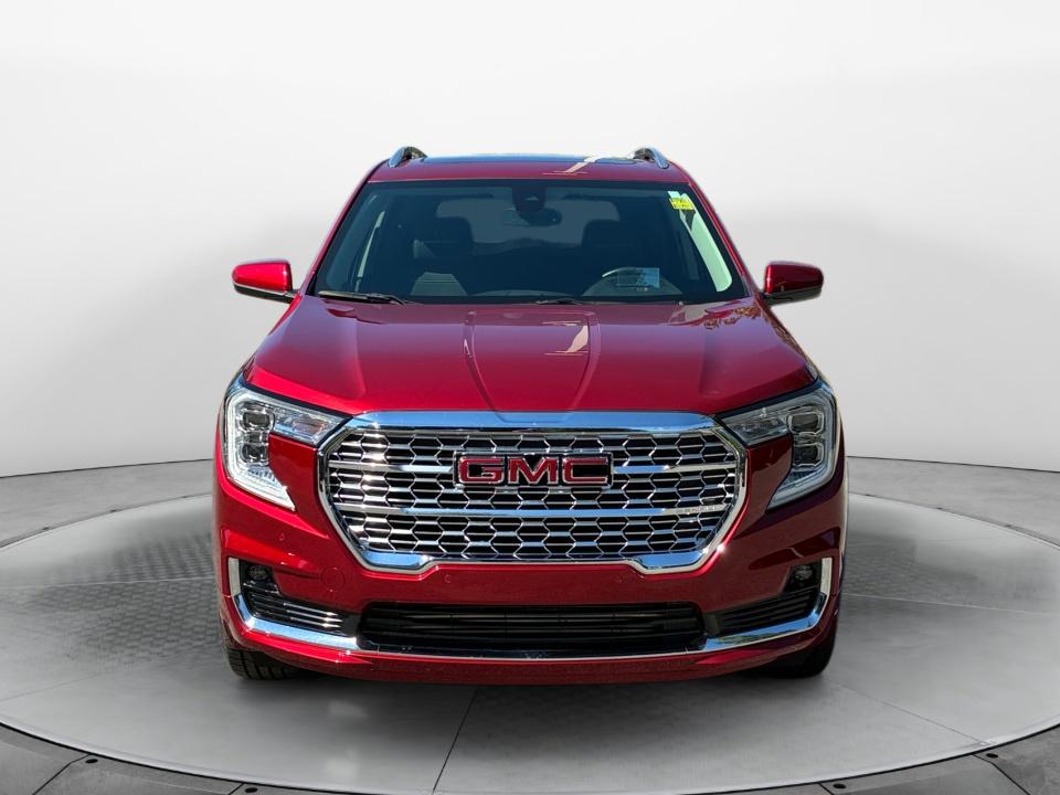 Used 2024 GMC Terrain Denali SUV