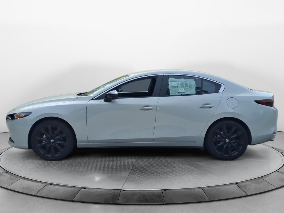 2025 Mazda Mazda3 2.5 Select Sport Sedan photo 4