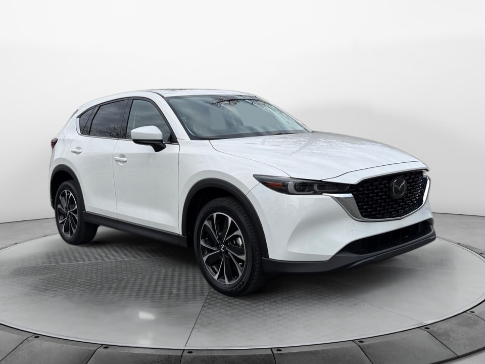 2023 Mazda CX-5 S Premium package's photo