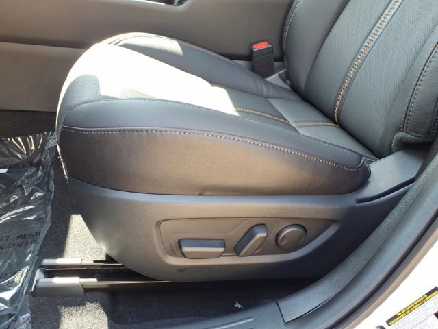 2025 Mazda CX-50 Premium - Photo 12