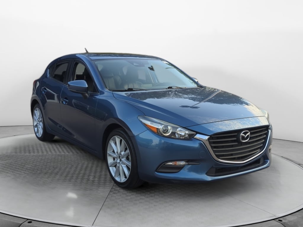 Used 2017 Mazda Mazda3 Touring 2.5 Hatchback