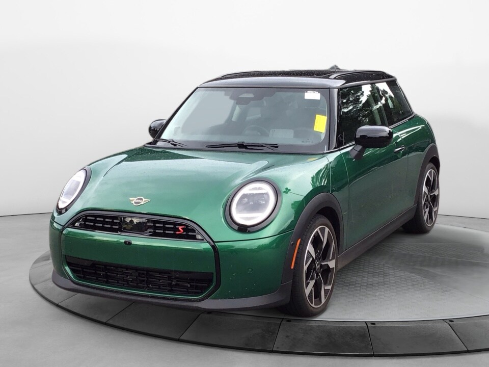 2025 Mini Cooper 2 Door Hardtop S photo 3