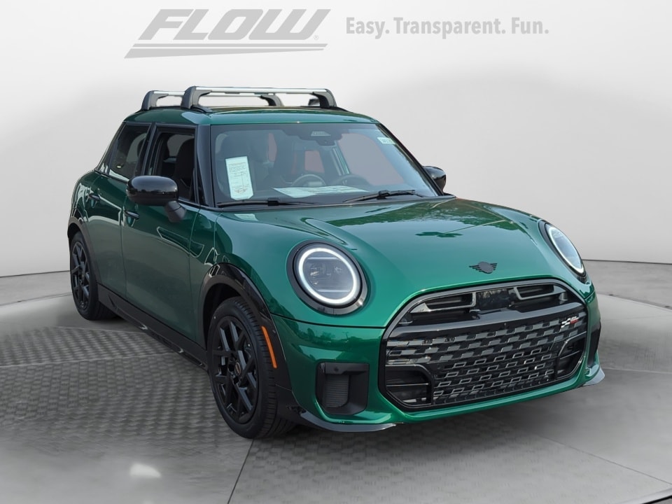 2026 MINI Hardtop 4 Door S's photo