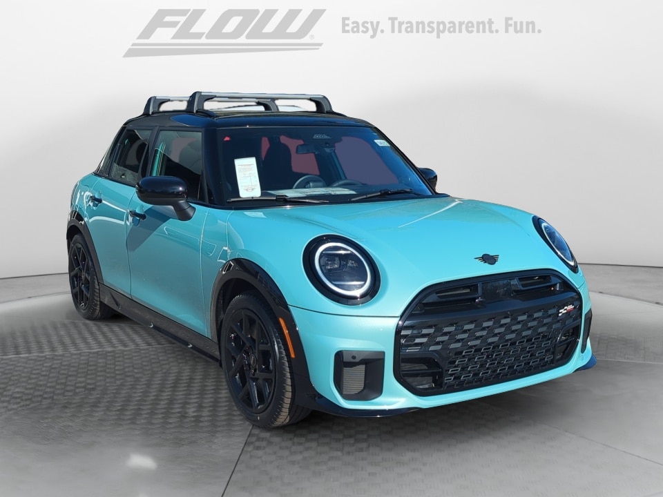 2026 MINI Hardtop 4 Door S's photo