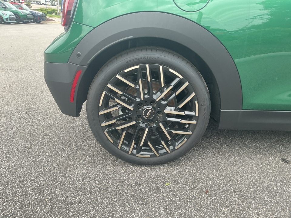 2026 MINI Convertible S - Photo 23
