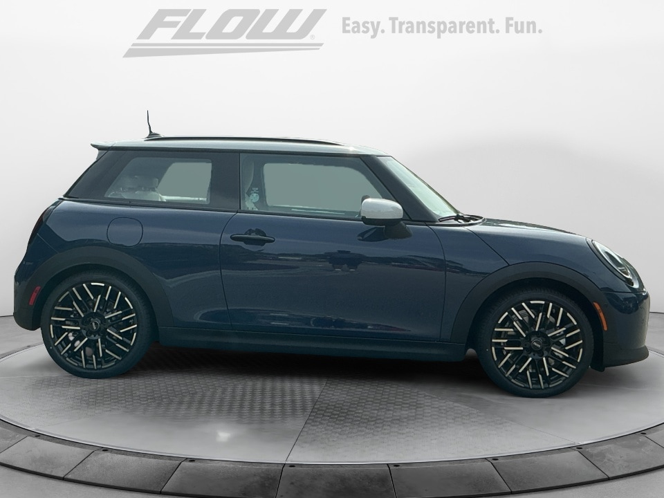 2026 MINI Hardtop 2 Door S - Photo 8