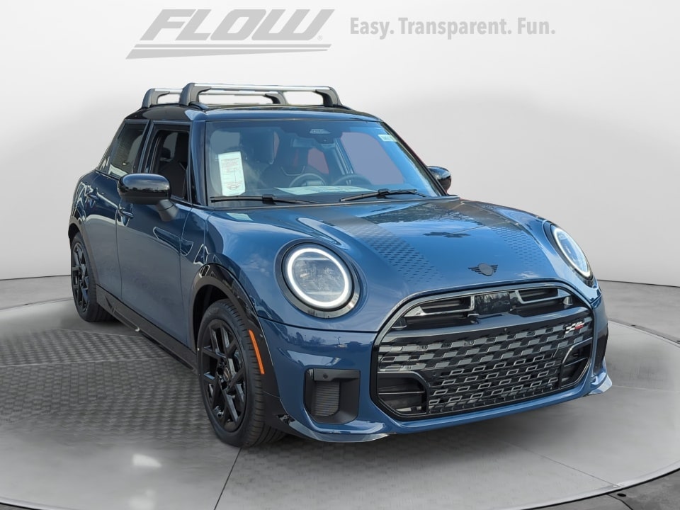 2026 MINI Hardtop 4 Door S's photo