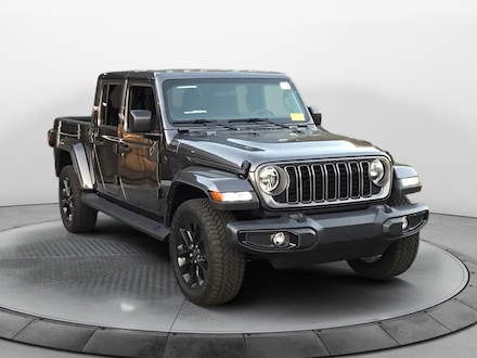 2025 Jeep Gladiator Sport Truck Crew Cab