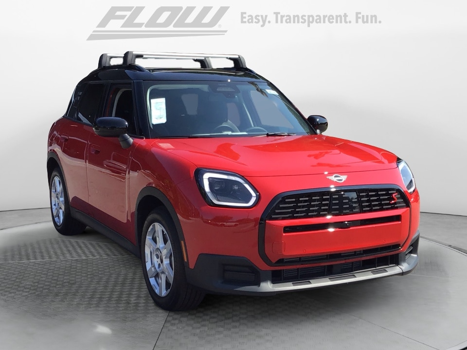 2025 MINI Countryman S's photo