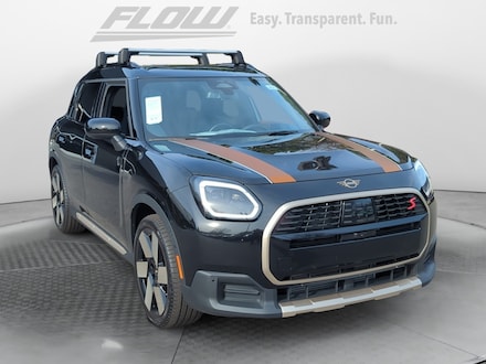 2025 MINI Countryman Iconic SUV