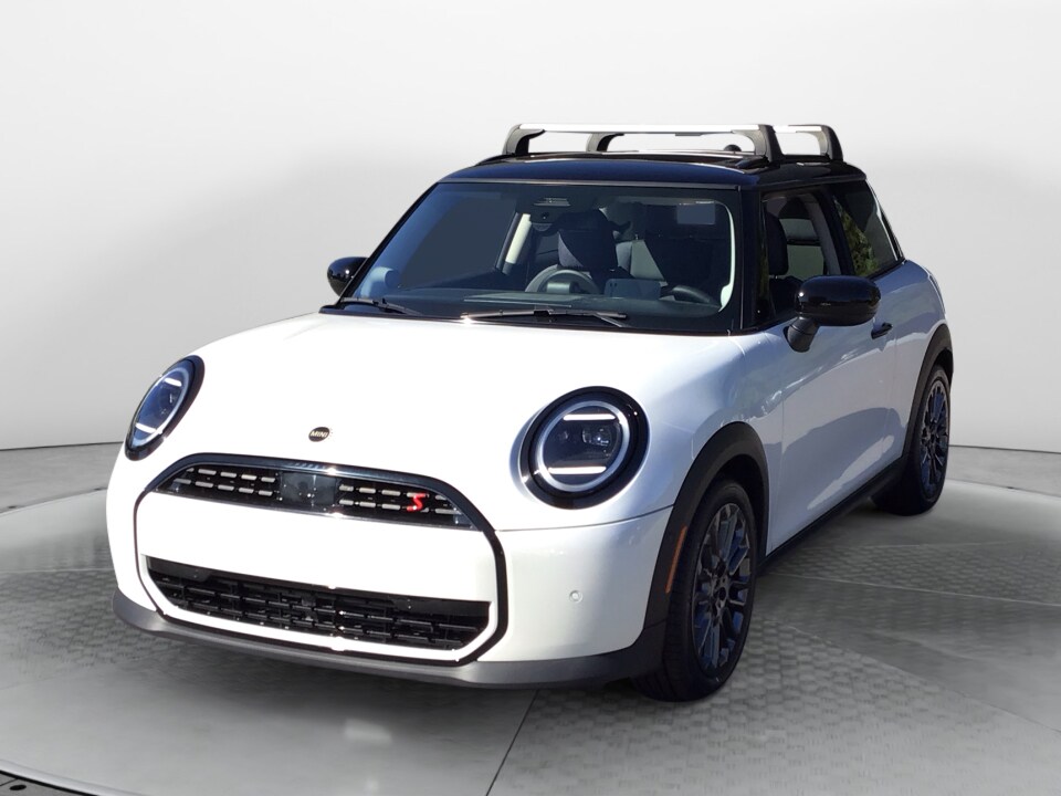 2025 Mini Cooper 2 Door Hardtop S photo 3