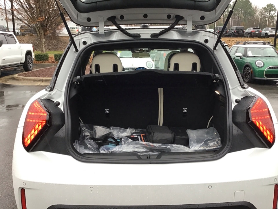 2026 MINI Hardtop 2 Door - Photo 15
