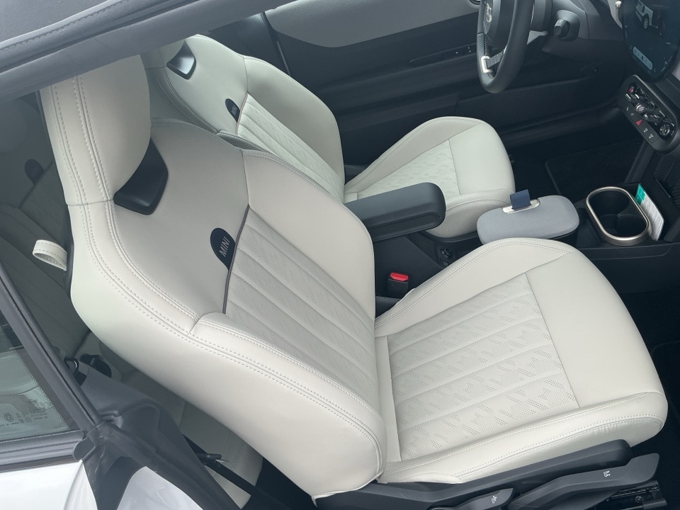 2026 MINI Convertible S - Photo 28