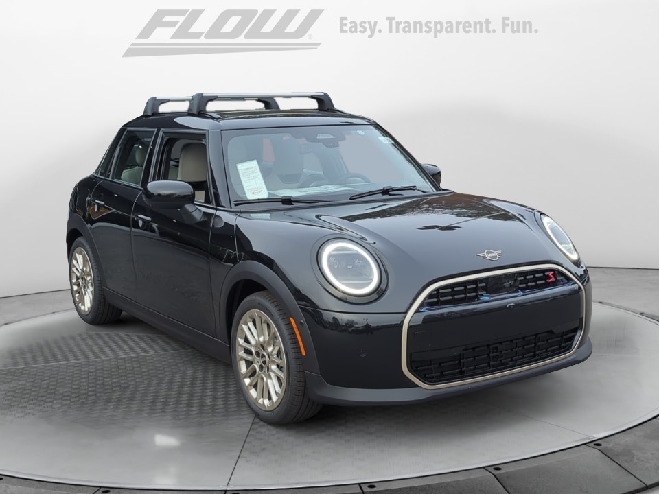 2026 MINI Hardtop 4 Door S's photo